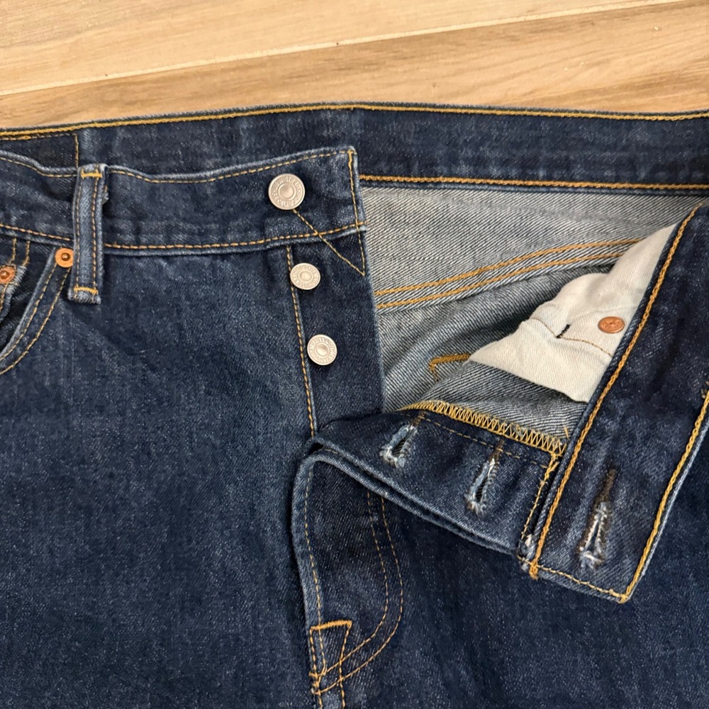 Levis 501 Original Fit Dark Indigo Blue Denim Straight Leg Jeans Mens 34x29 - Picture 4 of 8